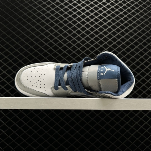 Air Jordan1 Mid  True Blue - Picture 2 of 6